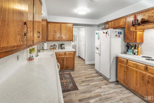 3708 Harmony Drive, Bakersfield, CA 93306