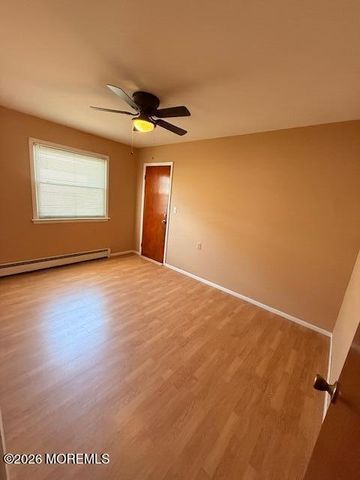 19 Tivoli Street, Toms River, NJ 08757