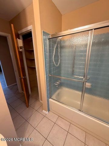 19 Tivoli Street, Toms River, NJ 08757