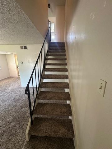 6301 Wexford Cir, Citrus Heights, CA 95621