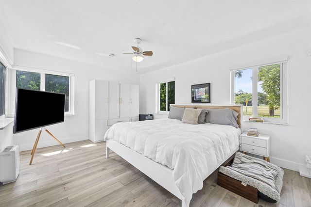 409 N 14th Avenue, Hollywood, FL 33020