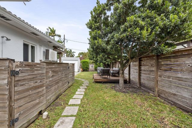 409 N 14th Avenue, Hollywood, FL 33020
