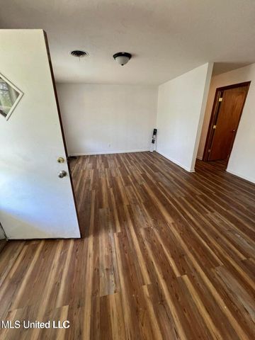 1103 Lewis Avenue, Gulfport, MS 39501