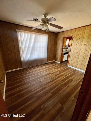 1103 Lewis Avenue, Gulfport, MS 39501