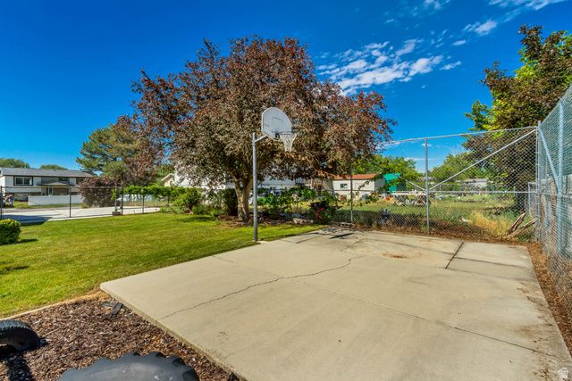 2352 W 7680 S, West Jordan, UT 84084