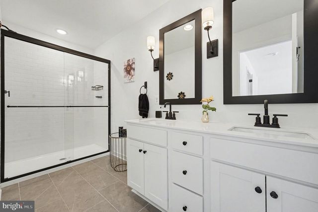 2553 COUGAR LN, Locust Grove, VA 22508