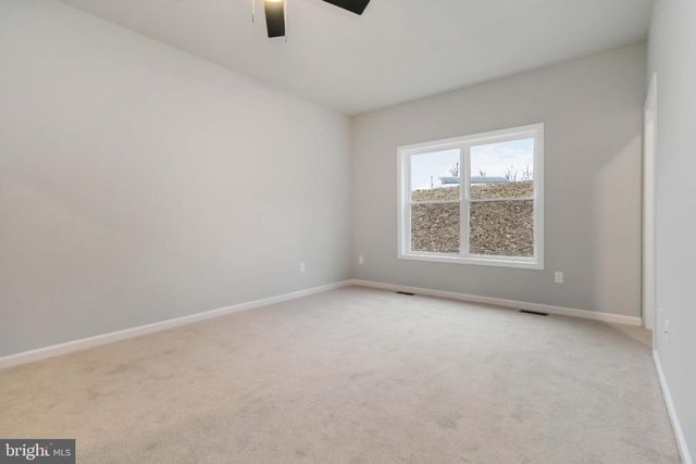 1735 QUARRY RD, Lebanon, PA 17046