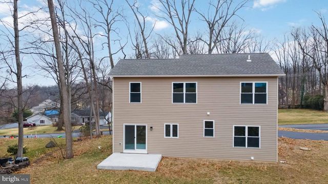 1735 QUARRY RD, Lebanon, PA 17046