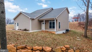 1735 QUARRY RD, Lebanon, PA 17046