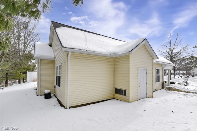 8577 Jonathan Drive, North Royalton, OH 44133