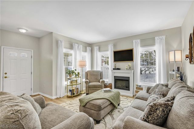 8577 Jonathan Drive, North Royalton, OH 44133