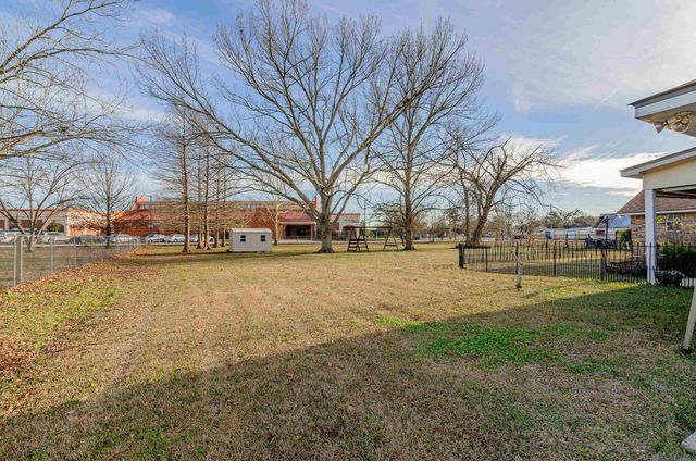 40049 Autumn Hill Ave, Prairieville, LA 70769