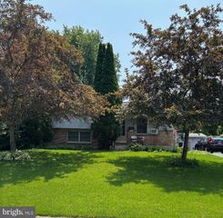 414 E PINE ST, Lebanon, PA 17042