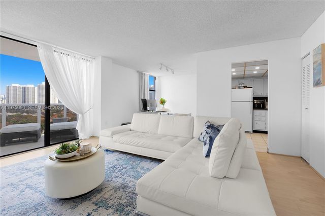 3625 N Country Club Dr 1401, Aventura, FL 33180