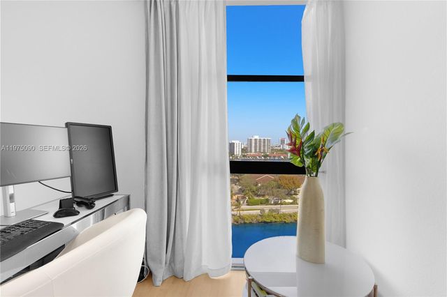 3625 N Country Club Dr 1401, Aventura, FL 33180