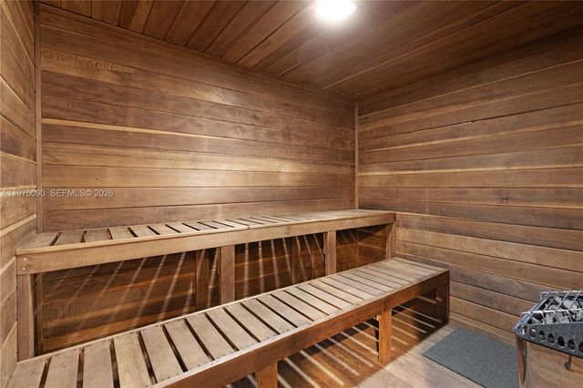 3625 N Country Club Dr 1401, Aventura, FL 33180