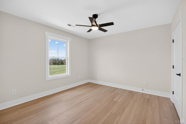 3 Pine Watch Circle, Moneta, VA 24121
