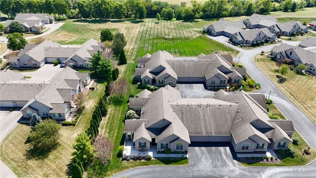 7035 Creekside Circle, Fairborn, OH 45324