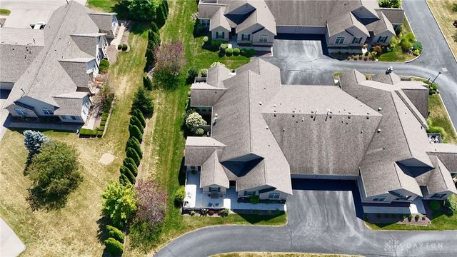 7035 Creekside Circle, Fairborn, OH 45324