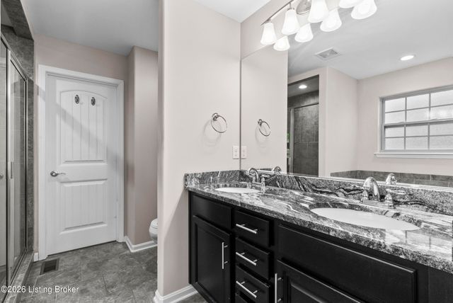 6503 Fernhill Ct, Louisville, KY 40291