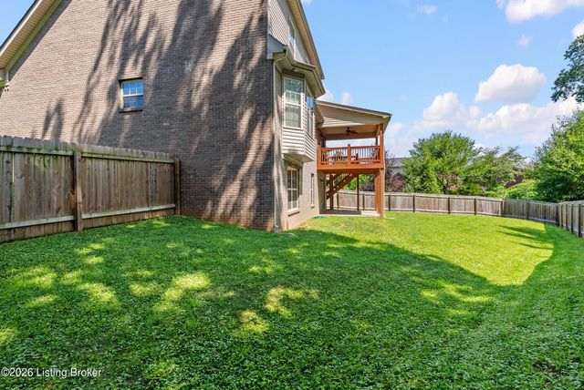 6503 Fernhill Ct, Louisville, KY 40291