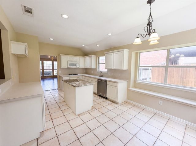 525 Hidden Oak Lane, Rockwall, TX 75087
