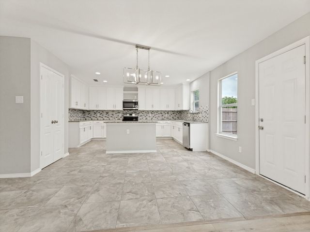4100 Tiburon Street, Fort Worth, TX 76106