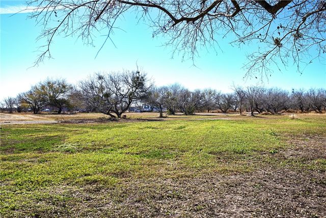 13797 County Road 1674, Odem, TX 78370