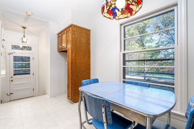 1037 Rolling Fields Cir, Columbia, TN 38401