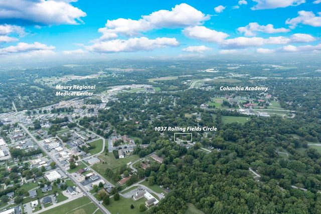 1037 Rolling Fields Cir, Columbia, TN 38401