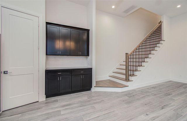 8930 Spring Knoll Forest Drive, Houston, TX 77080