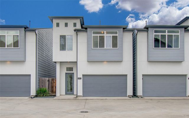 8930 Spring Knoll Forest Drive, Houston, TX 77080