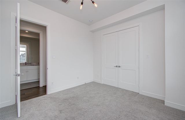 8930 Spring Knoll Forest Drive, Houston, TX 77080