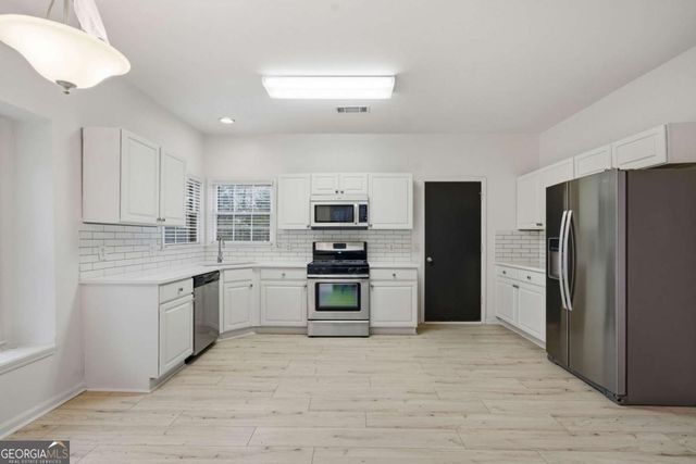 5868 Valine Way, Sugar Hill, GA 30518