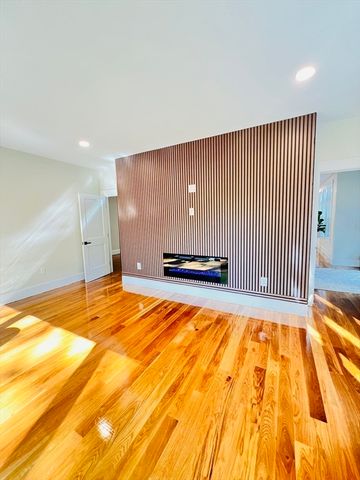 1 Harvard Ave, Burlington, MA 01803