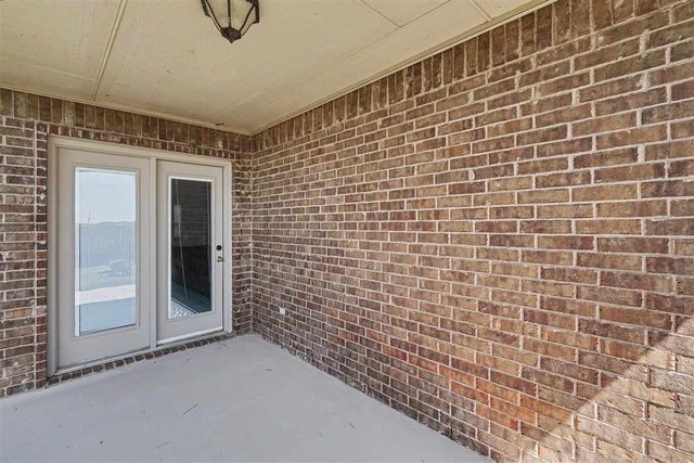 2408 SW 54th St, Lawton, OK 73505