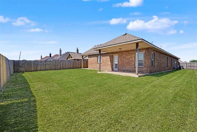 2408 SW 54th St, Lawton, OK 73505