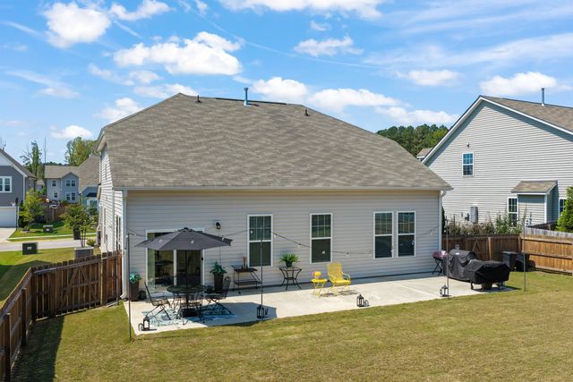 25 Shining Amber Way, Franklinton, NC 27525