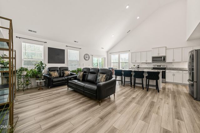 25 Shining Amber Way, Franklinton, NC 27525