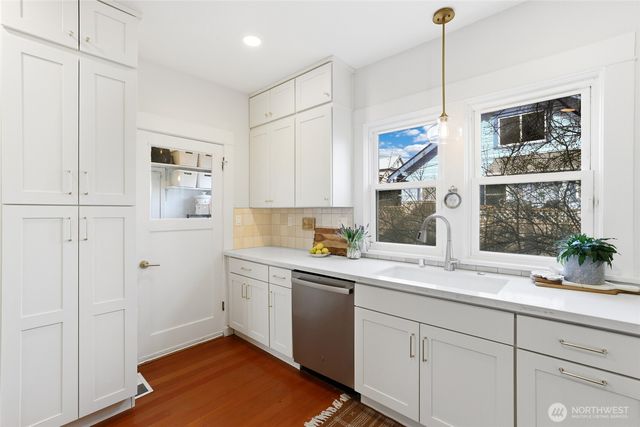 710 S Lawrence Street, Tacoma, WA 98405