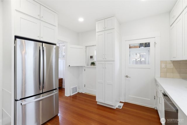 710 S Lawrence Street, Tacoma, WA 98405