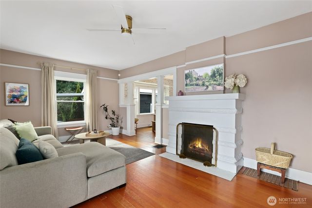 710 S Lawrence Street, Tacoma, WA 98405