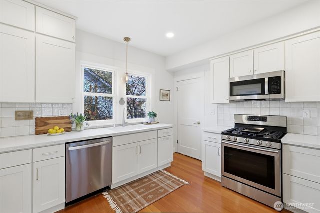 710 S Lawrence Street, Tacoma, WA 98405