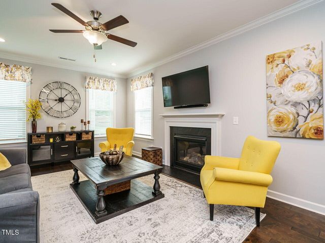 1004 Dogwood Bloom Lane, Knightdale, NC 27545