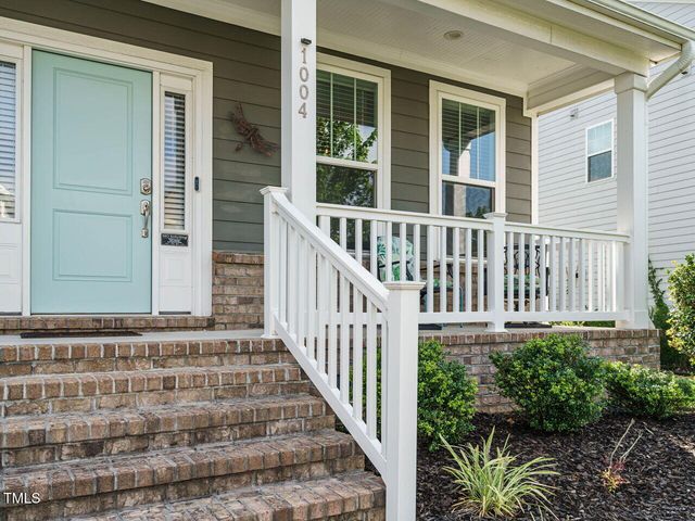 1004 Dogwood Bloom Lane, Knightdale, NC 27545