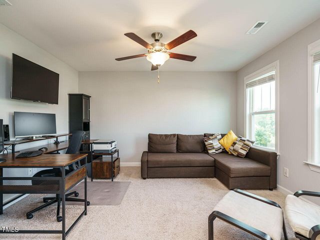 1004 Dogwood Bloom Lane, Knightdale, NC 27545