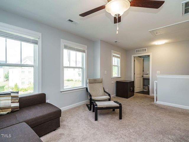 1004 Dogwood Bloom Lane, Knightdale, NC 27545