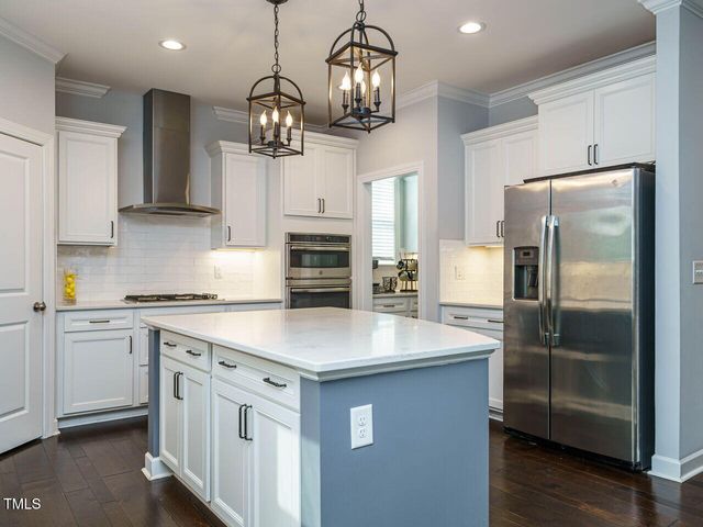 1004 Dogwood Bloom Lane, Knightdale, NC 27545