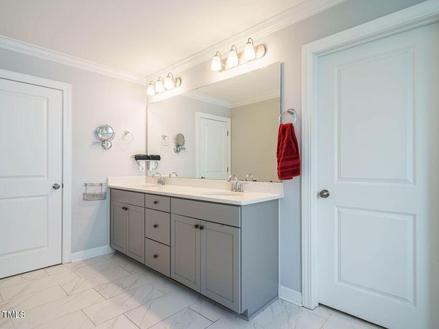 1004 Dogwood Bloom Lane, Knightdale, NC 27545