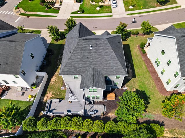 1004 Dogwood Bloom Lane, Knightdale, NC 27545